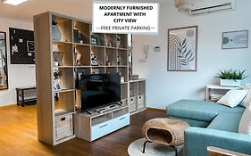 Spacious Cozy Apartment